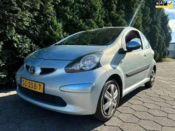 Grijs Gebruikt 2008 Toyota Aygo Hatchback | € 1.650 (Eerlijke prijs)