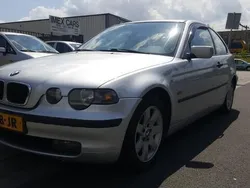 Grijs Gebruikt 2002 BMW 318 Compact Comfort Edition Hatchback | € 1.650 (Super prijs)