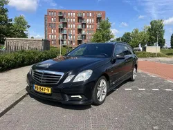 Zwart Gebruikt 2010 Mercedes E220 AMG Stationwagen | € 7.250