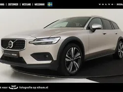 Grijs Gebruikt 2024 Volvo V60 CC Ultimate Stationwagen | € 51.890 (Super prijs)