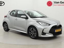 Grijs Gebruikt 2022 Toyota Yaris Hatchback | € 19.999 (Eerlijke prijs)