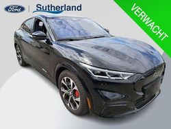 Zwart Gebruikt 2024 Ford Mustang Mach-E Premium SUV | € 41.700 (Eerlijke prijs)