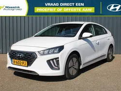Wit Gebruikt 2022 Hyundai Ioniq Comfort Sedan | € 22.435 (Eerlijke prijs)
