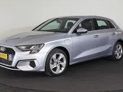 Grijs Gebruikt 2022 Audi A3 Sportback e-tron Advanced Sedan | € 29.900 (Eerlijke prijs)