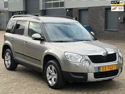 Beige Gebruikt 2012 Skoda Yeti Ambition SUV | € 7.245 (Eerlijke prijs)