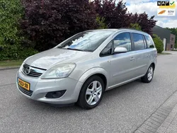 Grijs Gebruikt 2009 Opel Zafira Selection MPV | € 3.850 (Eerlijke prijs)