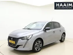 Grijs Gebruikt 2022 Peugeot 208 Allure Hatchback | € 16.950 (Eerlijke prijs)