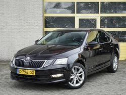 Zwart Gebruikt 2020 Skoda Octavia Business Line Hatchback | € 10.950 (Goede deal)