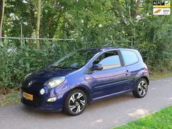 Paars Gebruikt 2013 Renault Twingo Dynamique Hatchback | € 4.450 (Eerlijke prijs)