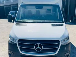Wit Gebruikt 2021 Mercedes Sprinter Van | € 30.000