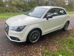 Wit Gebruikt 2012 Audi A1 Ambition Hatchback | € 3.950 (Super prijs)