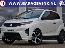 Wit Nieuw 2025 Aixam e-Crossover Hatchback | € 19.639