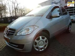 Grijs Gebruikt 2012 Mercedes A160 Business MPV | € 4.450 (Iets duurder)