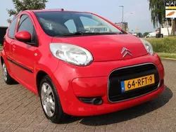 Rood Gebruikt 2011 Citroën C1 SELECTION Hatchback | € 3.950 (Iets duurder)