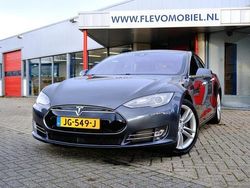 Grijs Gebruikt 2016 Tesla Model S Hatchback | € 18.950 (Eerlijke prijs)