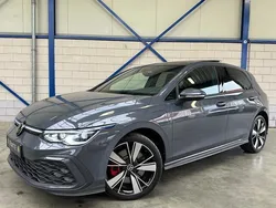 Grijs, metallic lak Gebruikt 2021 VW Golf VIII GTE Hatchback | € 25.995 (Eerlijke prijs)