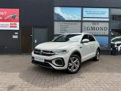 , metallic lak Gebruikt 2022 VW T-Roc R-line SUV | € 27.950 (Eerlijke prijs)