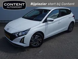 Wit Gebruikt 2024 Hyundai i20 Comfort Hatchback | € 21.940 (Eerlijke prijs)