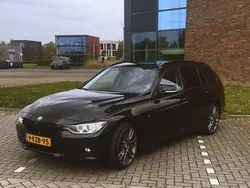 Zwart Gebruikt 2013 BMW 320 Executive Stationwagen | € 10.000 (Iets duurder)