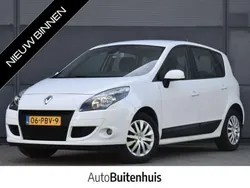 Wit Gebruikt 2011 Renault Scénic III Expression MPV | € 9.795 (Duur)