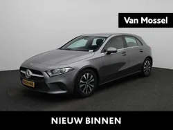 Grijs Gebruikt 2020 Mercedes A180 Business Hatchback | € 22.900 (Super prijs)