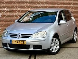 Grijs Gebruikt 2007 VW Golf V Hatchback | € 2.950 (Goede deal)