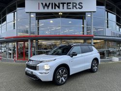 Wit Nieuw 2025 Mitsubishi Outlander P-HEV Instyle SUV | € 56.885 (Goede deal)