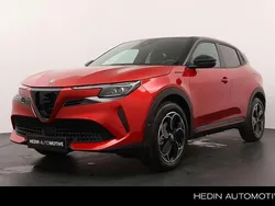 Rood Nieuw 2024 Alfa Romeo Junior Edizione Speciale SUV | € 41.502 (Duur)