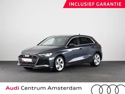 Grijs Gebruikt 2025 Audi A3 Sportback Advanced Hatchback | € 36.849 (Eerlijke prijs)