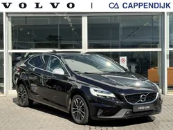 Zwart Gebruikt 2019 Volvo V40 Stationwagen | € 22.745