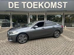 Grijs Gebruikt 2021 BMW 218 Efficient Dynamics Sedan | € 23.750 (Goede deal)