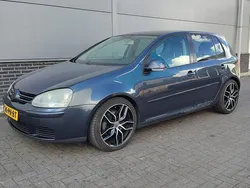 Blauw Gebruikt 2004 VW Golf IV Sportline Hatchback | € 2.250
