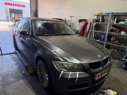 Grijs Gebruikt 2005 BMW 320 Sedan | € 999 (Super prijs)