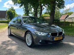 Grijs Gebruikt 2012 BMW 328 Executive Sedan | € 13.500 (Eerlijke prijs)