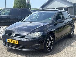 Zwart Gebruikt 2014 VW Golf VII Highline Hatchback | € 8.950 (Eerlijke prijs)