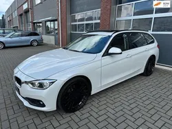 Wit Gebruikt 2018 BMW 320 Comfort Edition Stationwagen | € 19.950 (Super prijs)