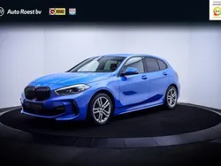 Blauw Gebruikt 2019 BMW 118 Executive Hatchback | € 22.750 (Iets duurder)