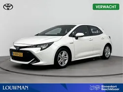 Wit Gebruikt 2021 Toyota Corolla Business Edition Hatchback | € 18.445 (Eerlijke prijs)