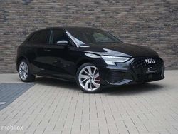 Zwart Gebruikt 2021 Audi A3 Sportback e-tron S-Line Sedan | € 28.495 (Goede deal)