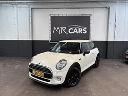 Wit Gebruikt 2015 Mini ONE Business Hatchback | € 8.950 (Eerlijke prijs)