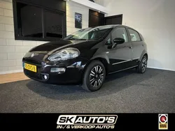 Zwart Gebruikt 2013 Fiat Punto Easy Hatchback | € 4.495 (Eerlijke prijs)