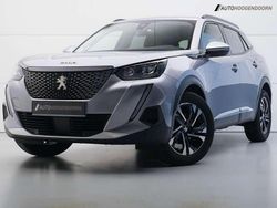 Grijs Gebruikt 2020 Peugeot 2008 Allure SUV | € 13.945 (Eerlijke prijs)