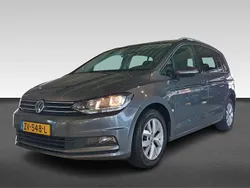 Grijs Gebruikt 2019 VW Touran Comfortline MPV | € 23.990 (Eerlijke prijs)
