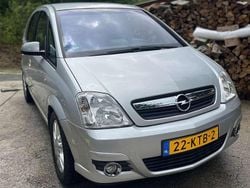 Zilver Gebruikt 2010 Opel Meriva Cosmo MPV | € 3.450 (Super prijs)