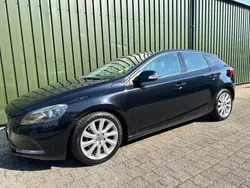 Zwart Gebruikt 2012 Volvo V40 Kinetic Stationwagen | € 4.099 (Eerlijke prijs)