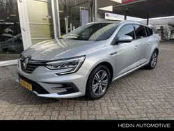 Highlandgrijs kqa Gebruikt 2022 Renault Mégane GrandTour Intens Stationwagen | € 17.745 (Eerlijke prijs)