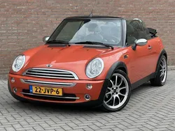 Oranje, metallic lak Gebruikt 2004 Mini Cooper Cabriolet Cabriolet | € 5.995 (Eerlijke prijs)