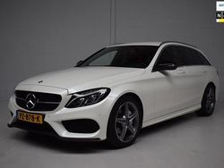 Wit, metallic lak Gebruikt 2017 Mercedes C200 Premium Stationwagen | € 19.945 (Goede deal)