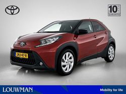 Rood Gebruikt 2022 Toyota Aygo X Limited SUV | € 17.745