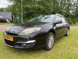 Zwart, metallic lak Gebruikt 2011 Renault Laguna III Expression Stationwagen | € 2.749 (Iets duurder)